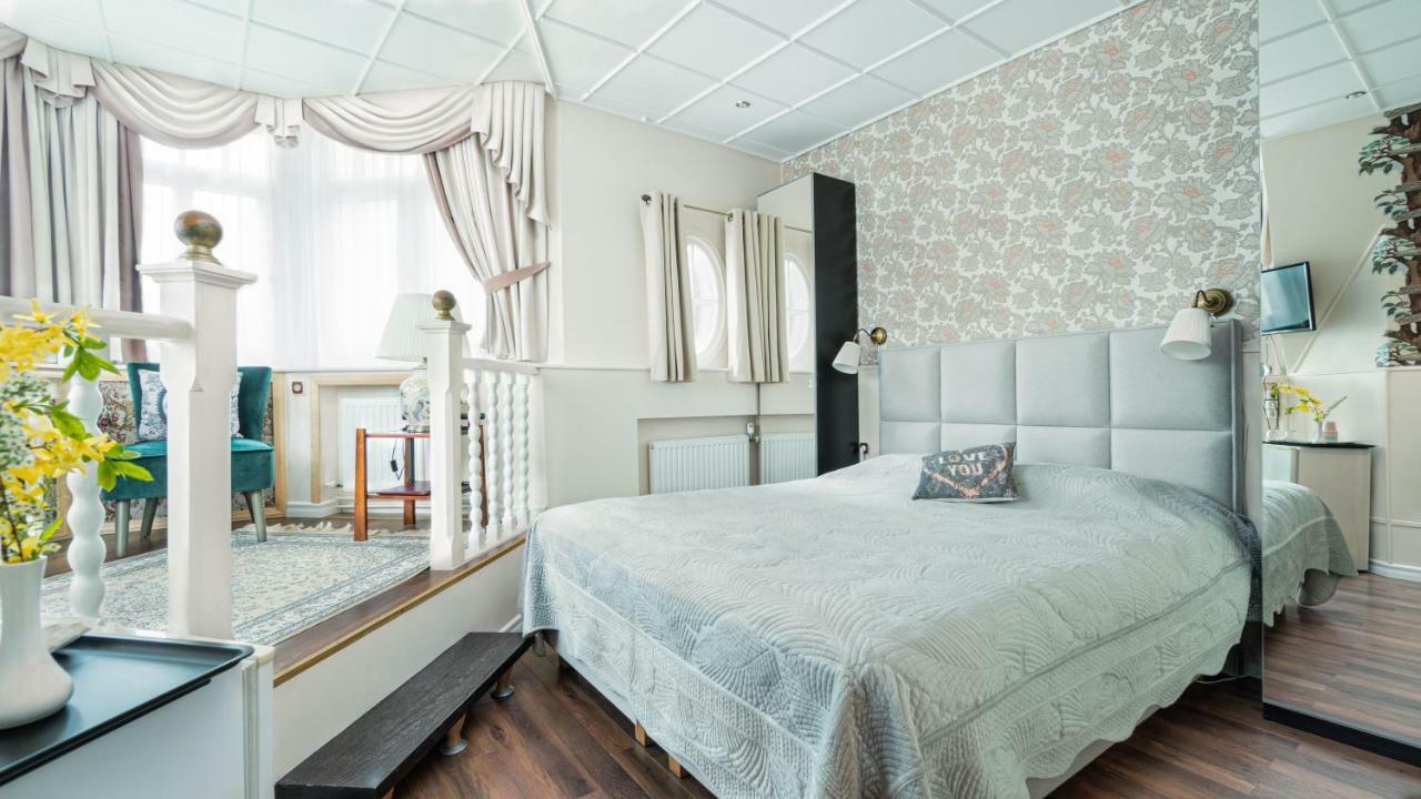 Parus Boutique Hotel Jūrkalne Buitenkant foto