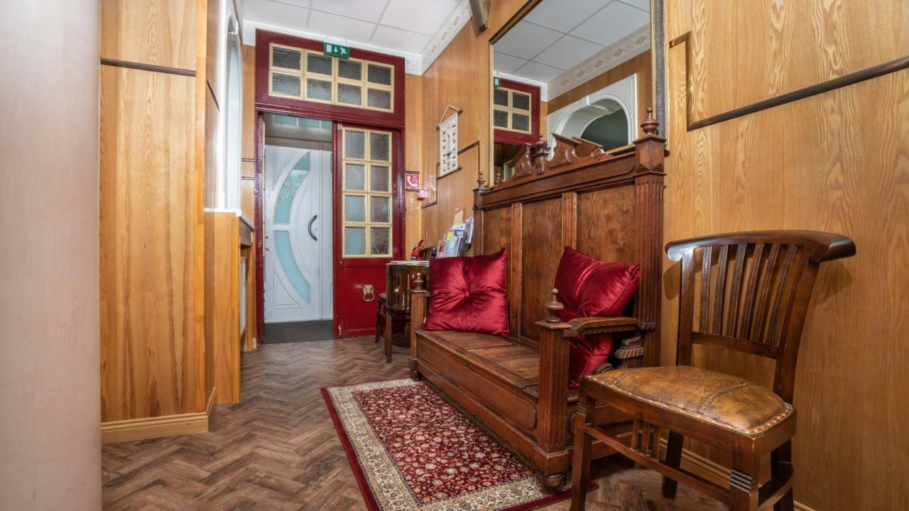 Parus Boutique Hotel Jūrkalne Buitenkant foto