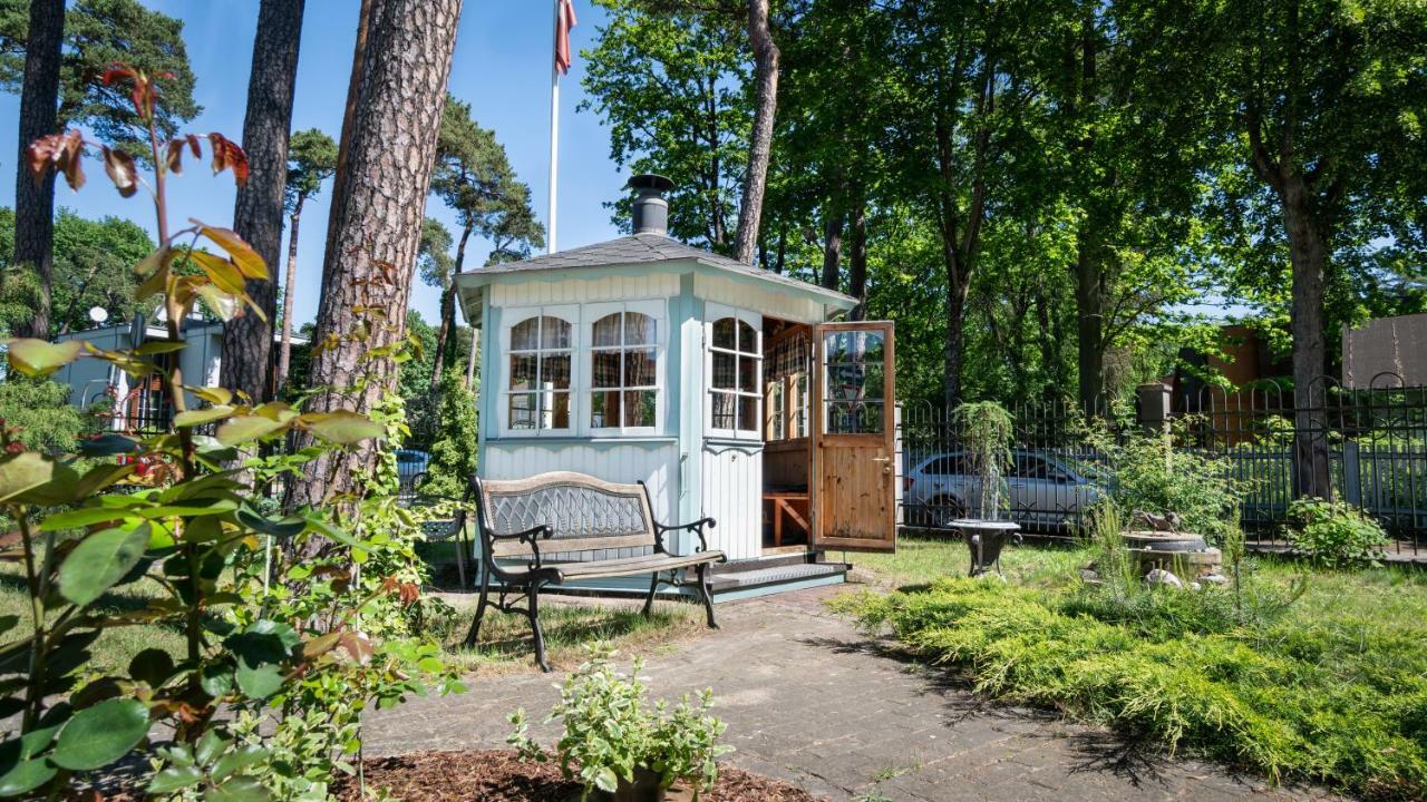 Parus Boutique Hotel Jūrkalne Buitenkant foto